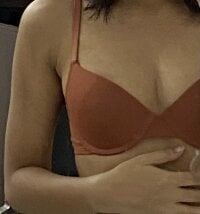 oliviaaora86's webcam live show