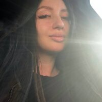 slim_divaa's Offline Chat Room