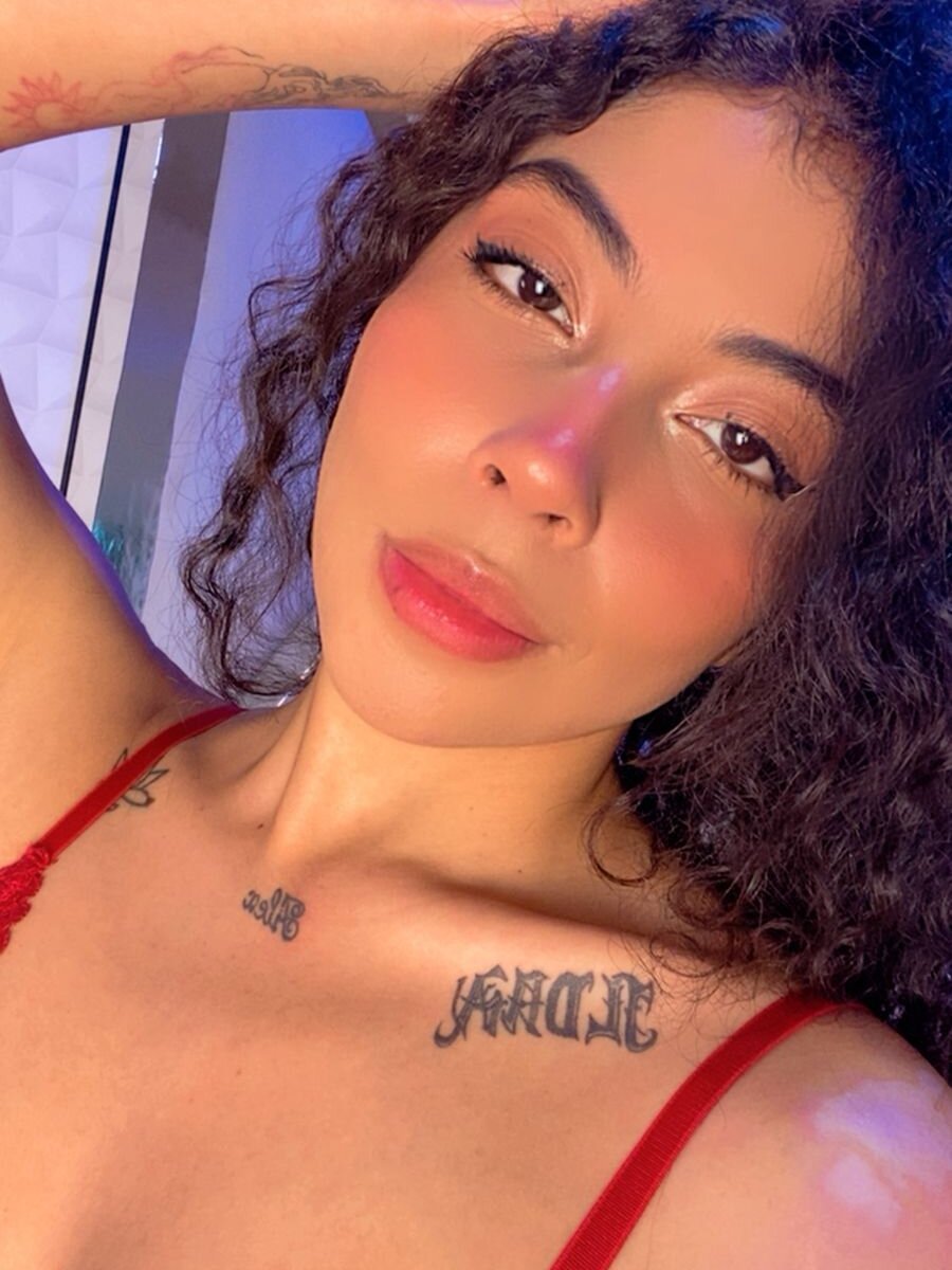 pornsexycams.com dalilahgrace livesex profile in deutsch cams