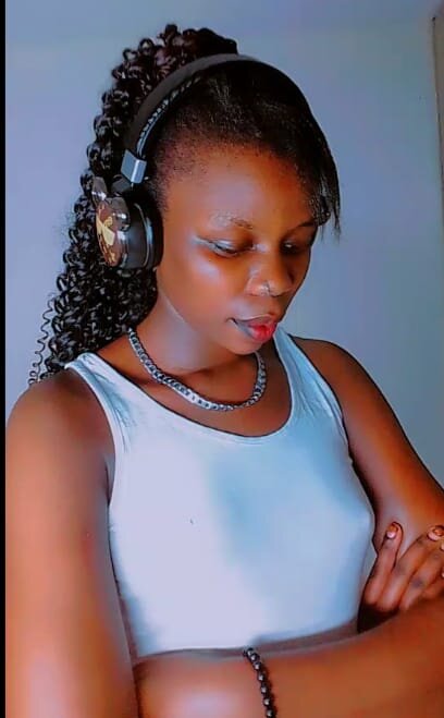 CreamyEbonny