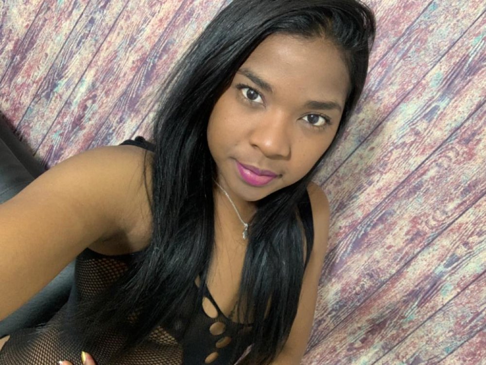 Jade_chanel Free Live Webcam Show & XXX Chat | xHamsterLive