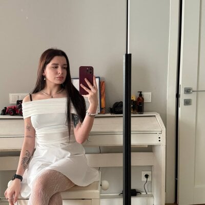 Sofia_Mays