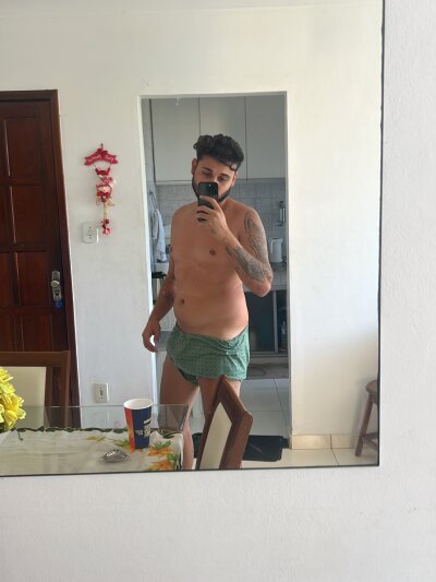 peuba12 Live Cam on StripChat