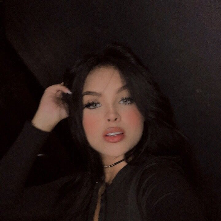 Live sex webcam photo for yineth_parker #285123653