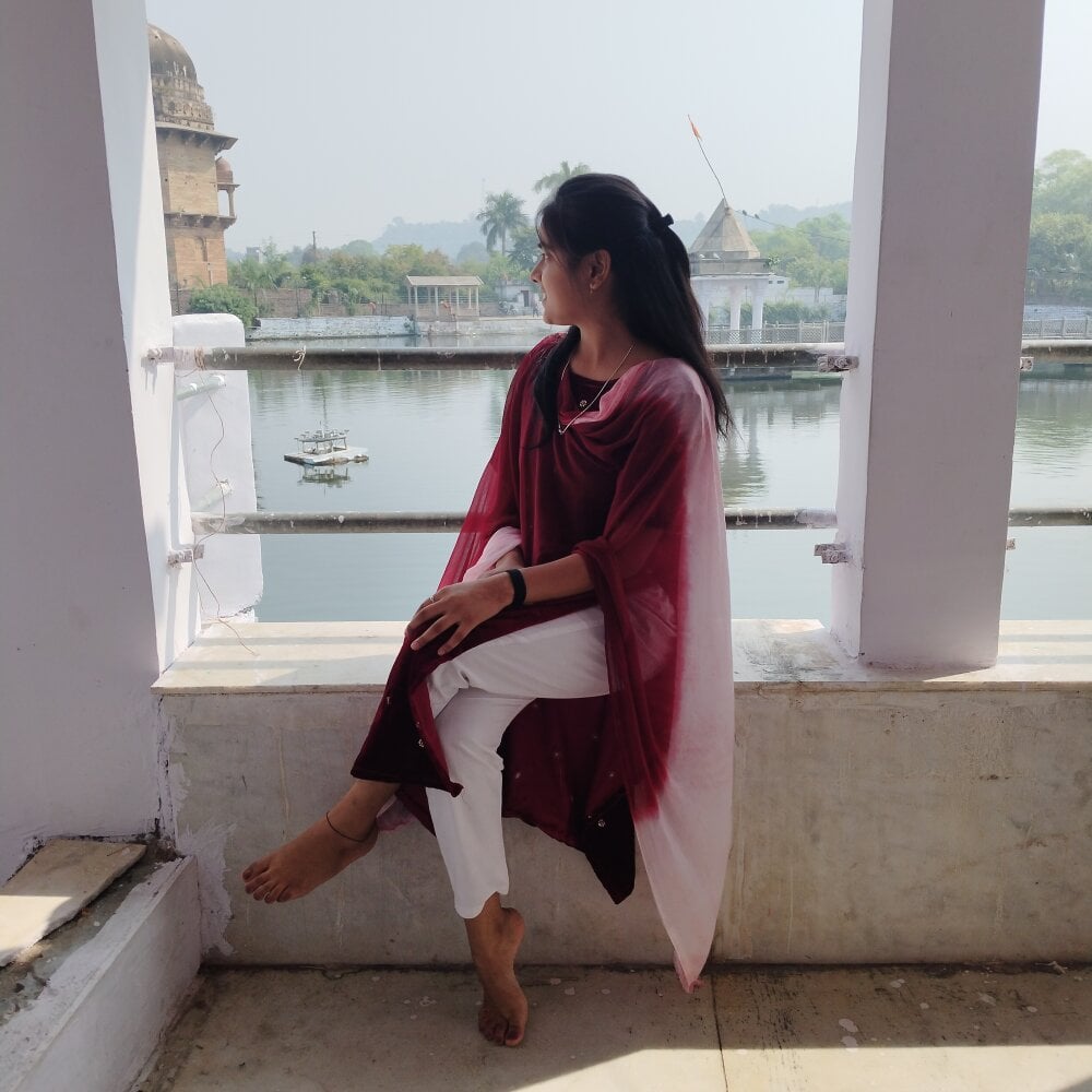 Lovely_riya143 profile