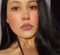 Araceliii_'s webcam live show
