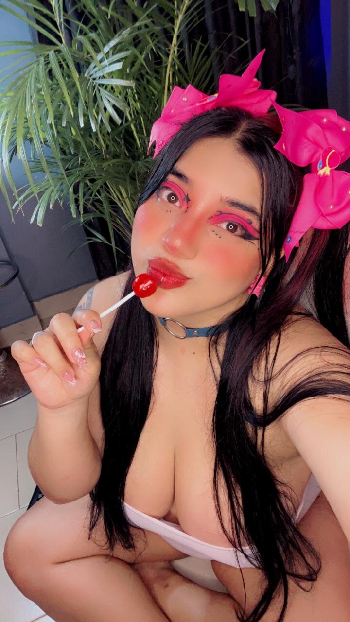 kittenFreyja_
