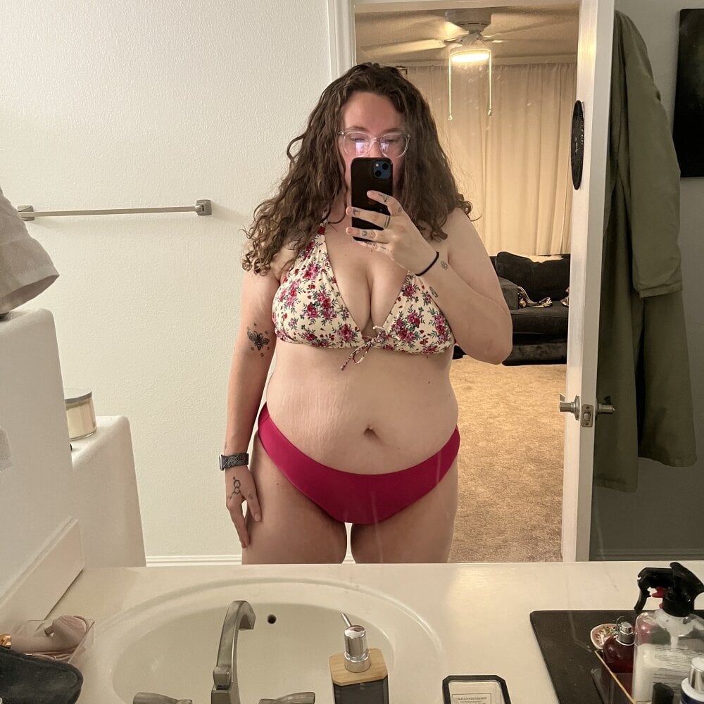 goodgirllolagrey