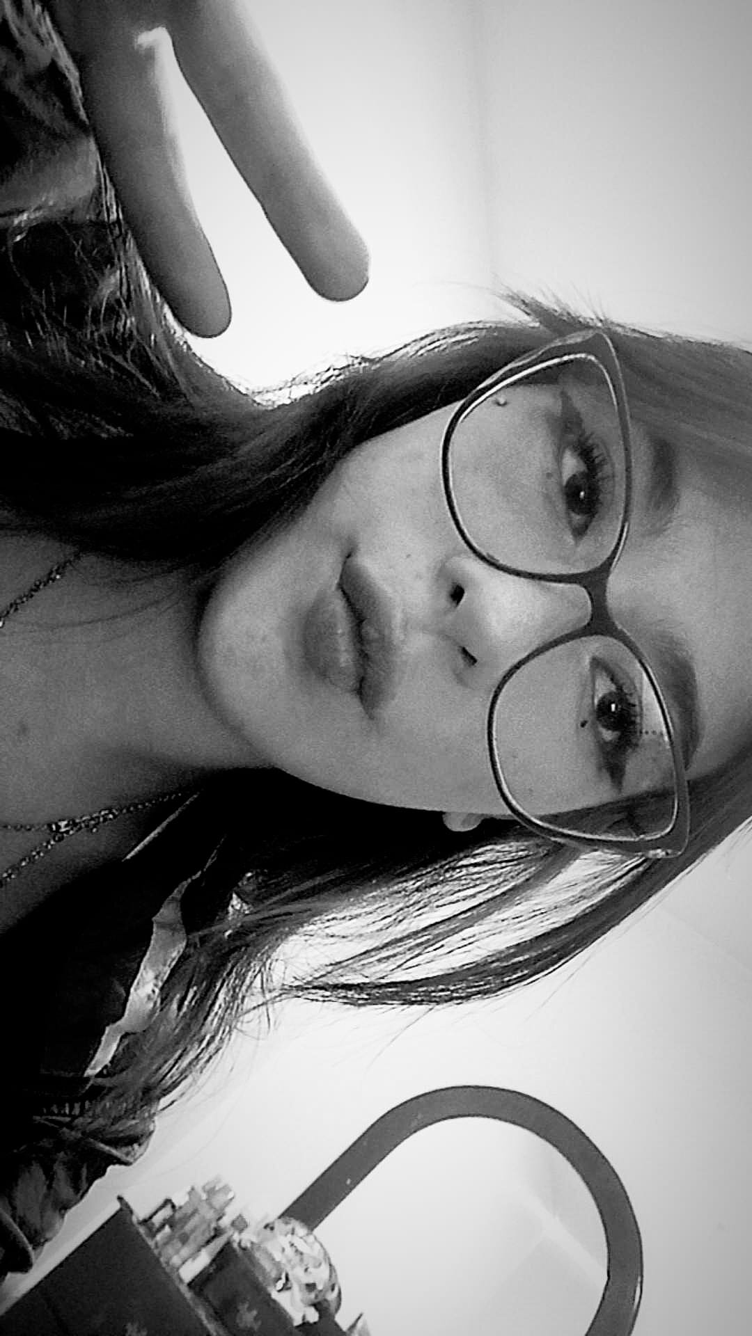 samantha_moore_sub