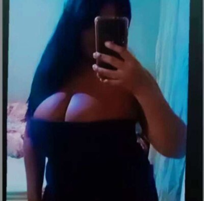 elivecams.com pretabela livesex profile in ethnicityebony cams