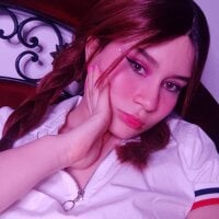 _dakota_hot_'s Offline Chat Room