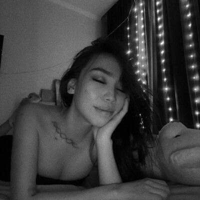 Yunjin_Jo 🐁 online webcam