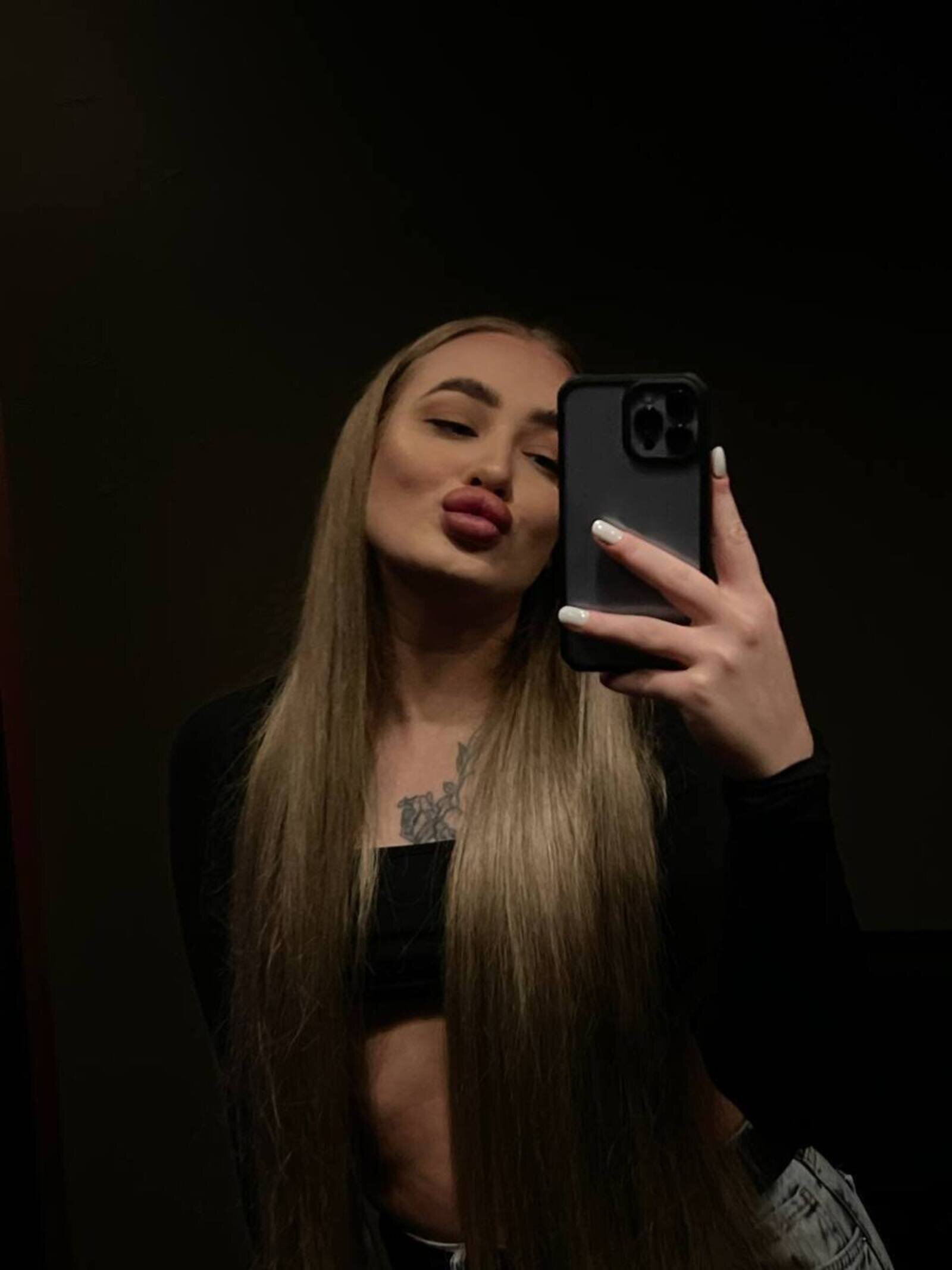 ChloeKit19
