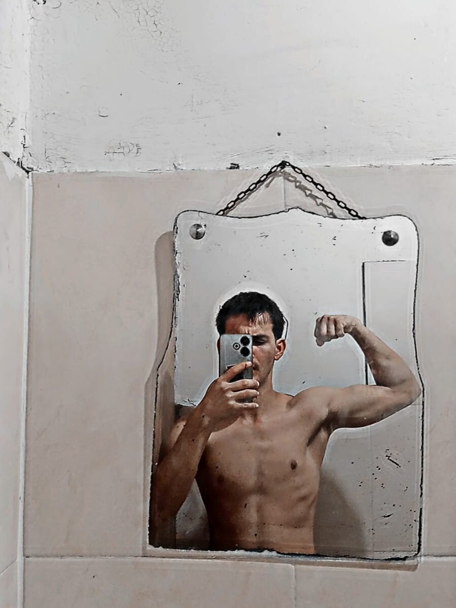 HarryFosstern Offline XXX chat