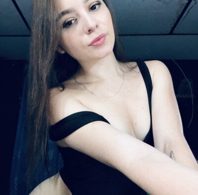 Karla-thomsom10 Couple Bigass Striptease Webcam