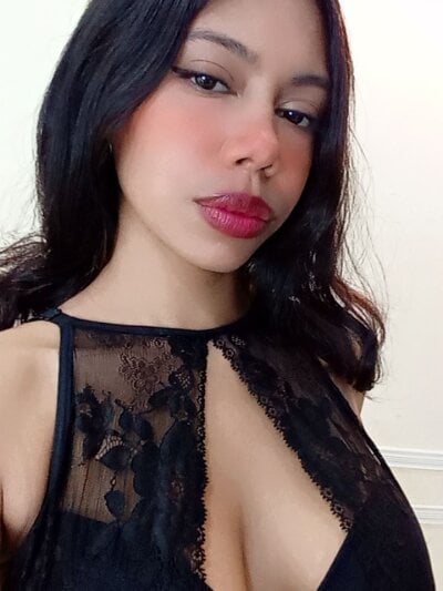 valerit_lan_ on StripChat