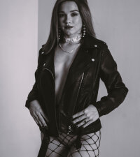 KattyFreya's Offline Chat Room