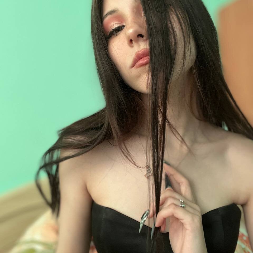 Rachel_damp's Offline XXX Chat