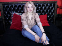 EmilyStage's Offline Chat Room