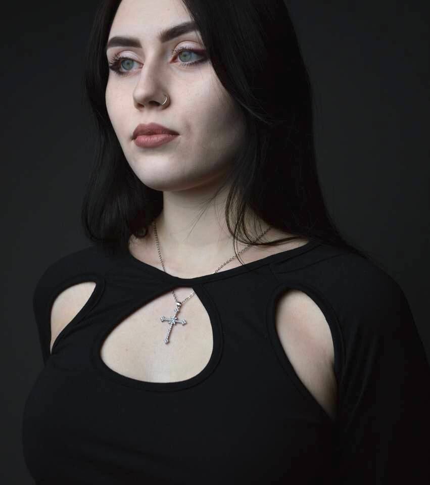 LinnAmos profile