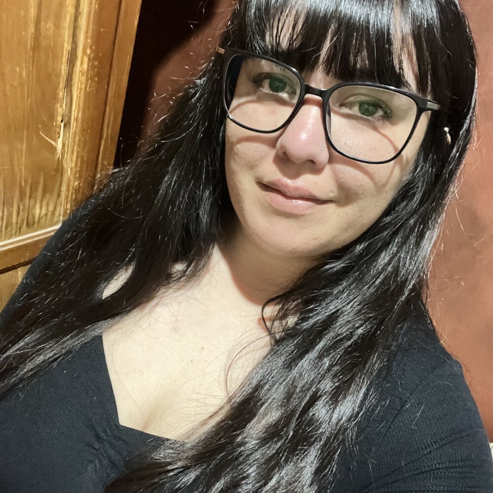 gabriela9300's Offline XXX Chat