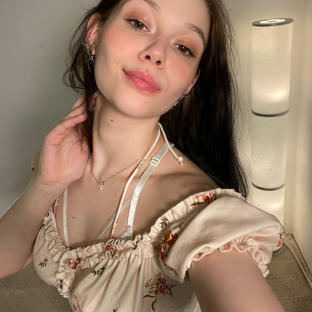 Lady___Bird's Live XXX Chat