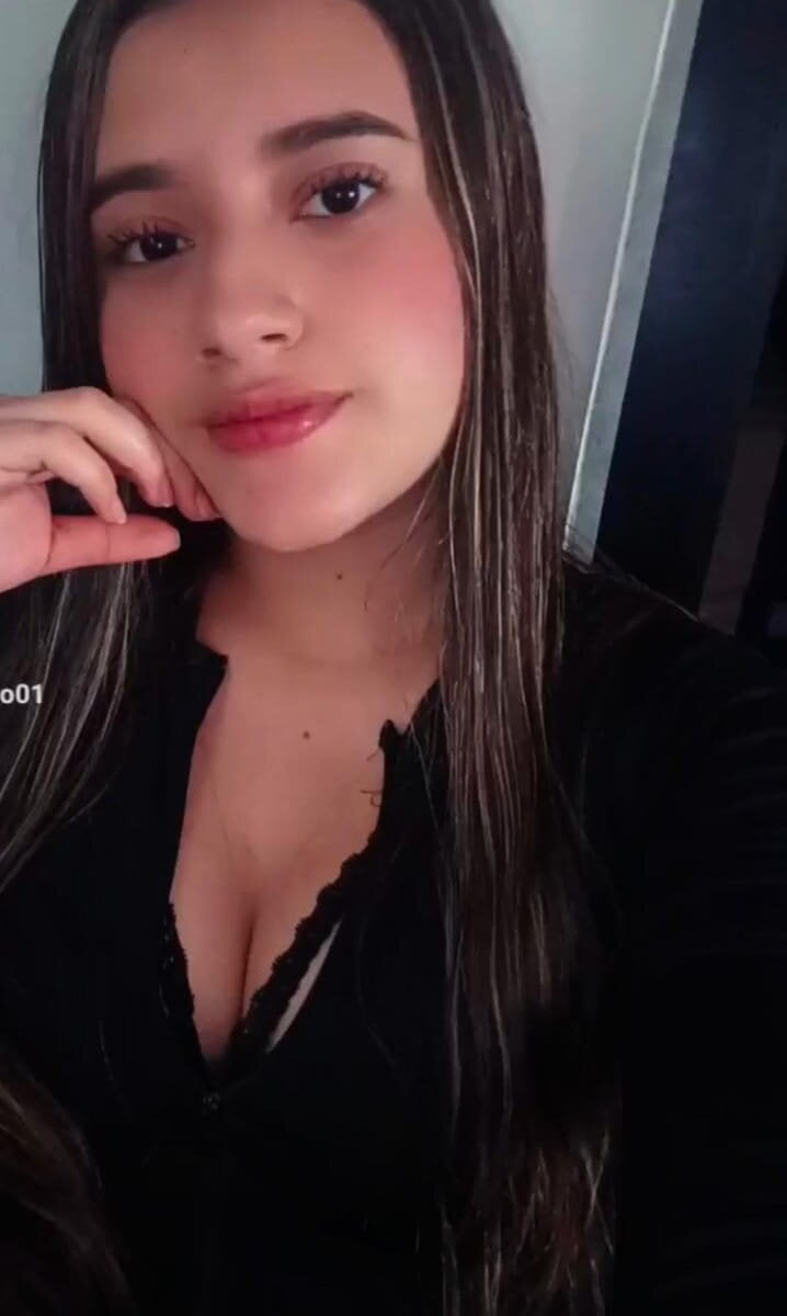loversjessica live cam model at StripChat