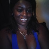 blackpotofgold's Offline Chat Room