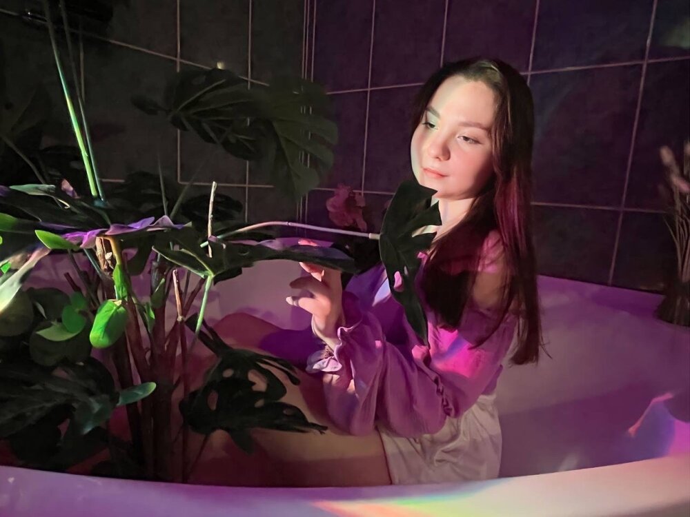 Lu_Shine 🗝 online sex stream