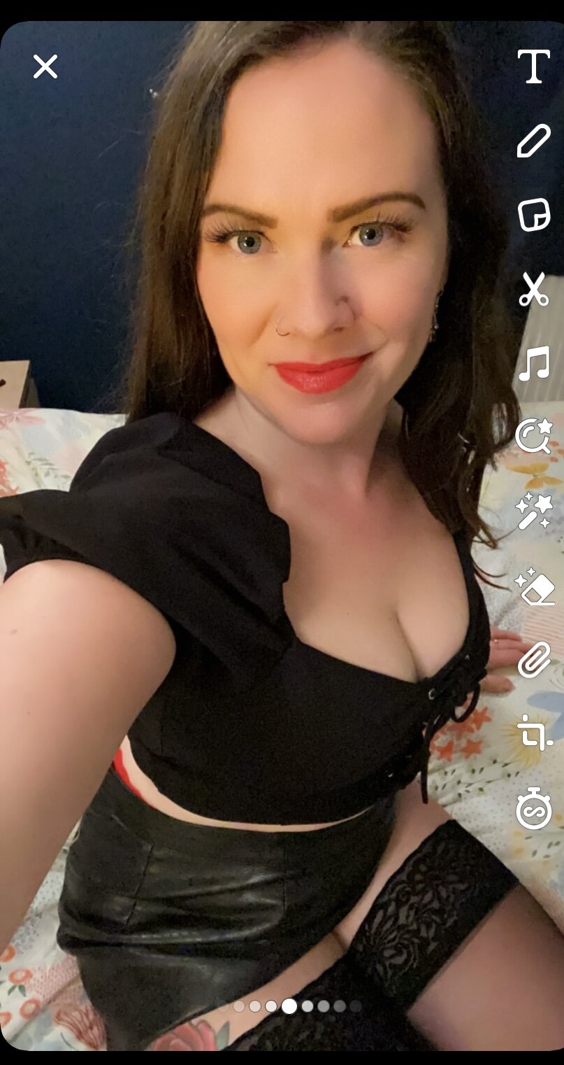 saucyMILF34