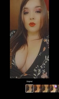 sugarsweet0320's Offline Chat Room