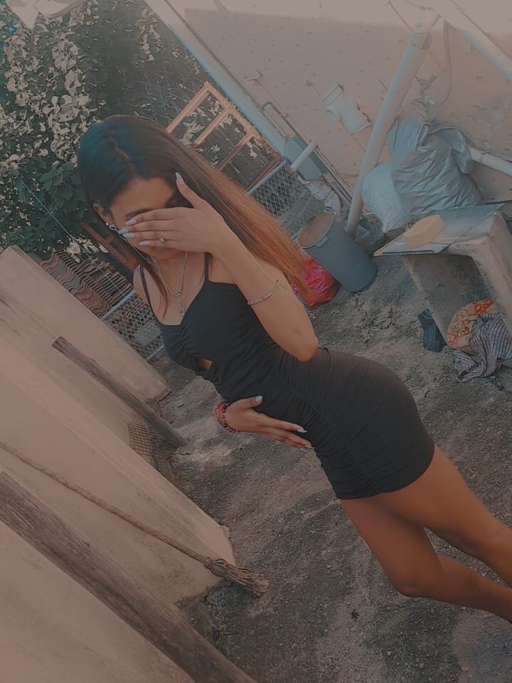 Live sex webcam photo for indian_cuteness #288236343