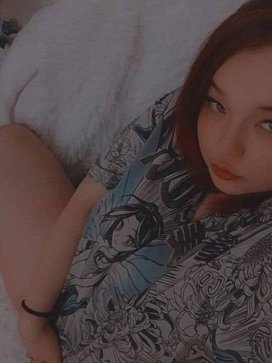 HaleyRoute live cam model at StripChat