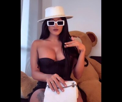 Watch isabella_entertainment stripchat