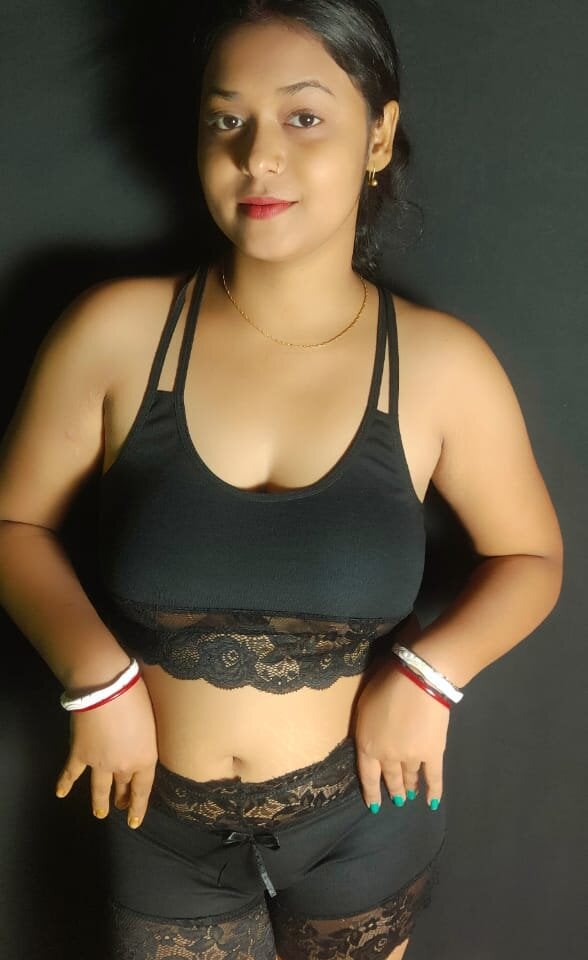 stripchat mampykolkata webcam profile pic via livesextrans.com