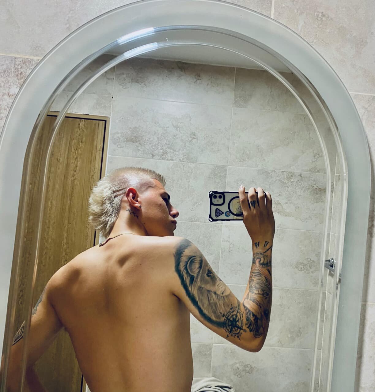 Aiden_TattedBoyX