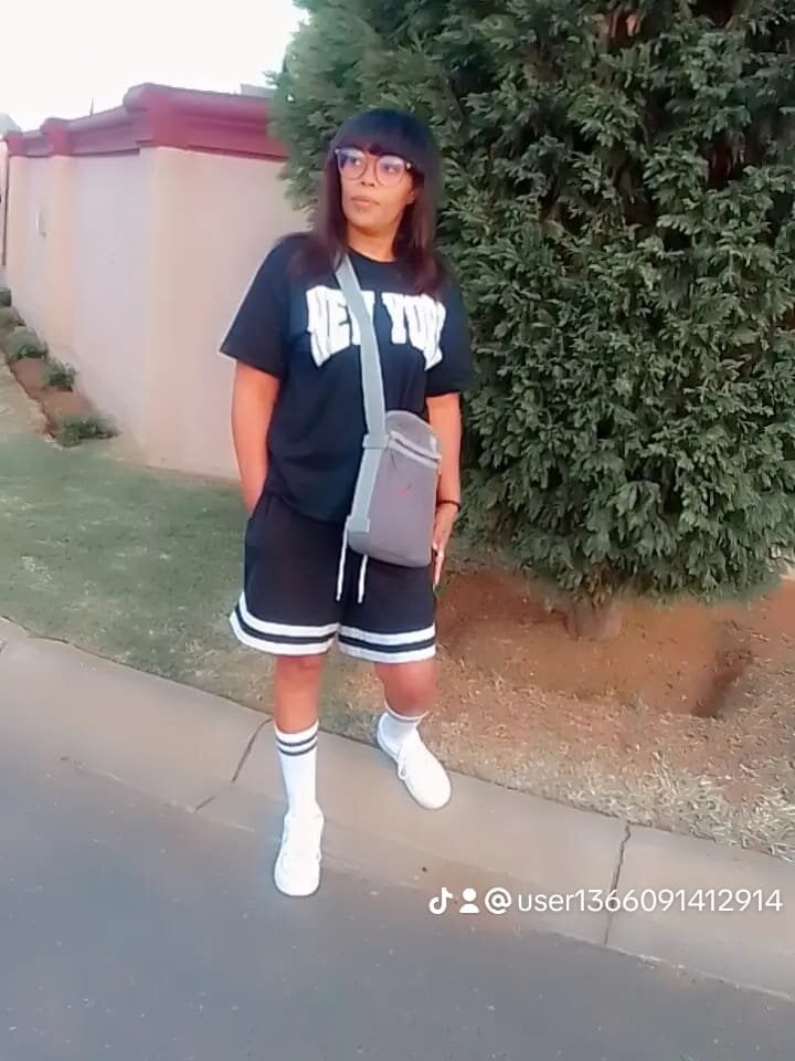 SexyNaomi2107 profile