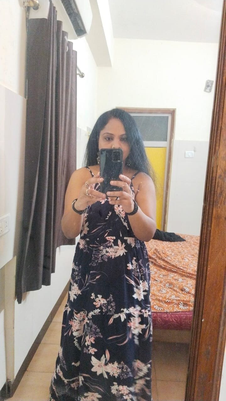 Naaz_1568