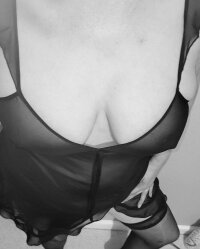 Roxxie__'s Offline XXX Chat