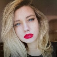 AliceFire_'s webcam live show