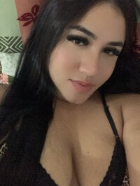 jhenny13's Offline Chat Room