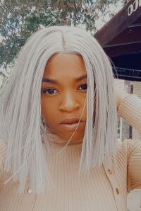 XxQueenpeachessxX's Offline XXX Chat