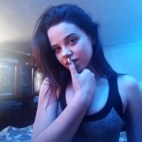 sunny_sweet_xxx's Offline Chat Room