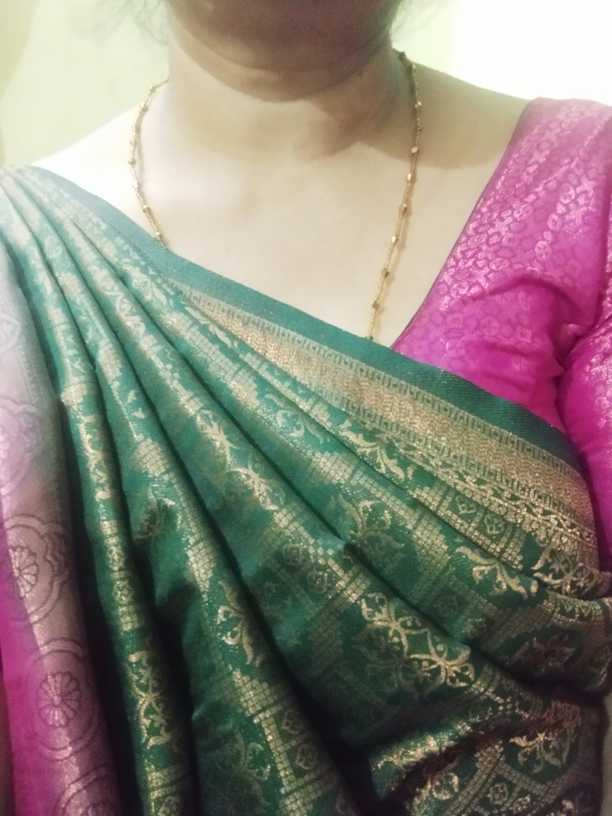 Hot_Divyaaa