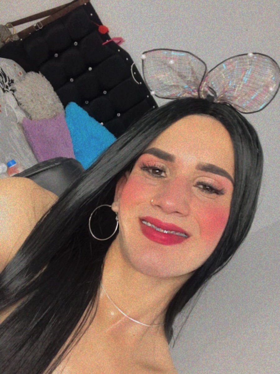 Sexxysofia_21 profile