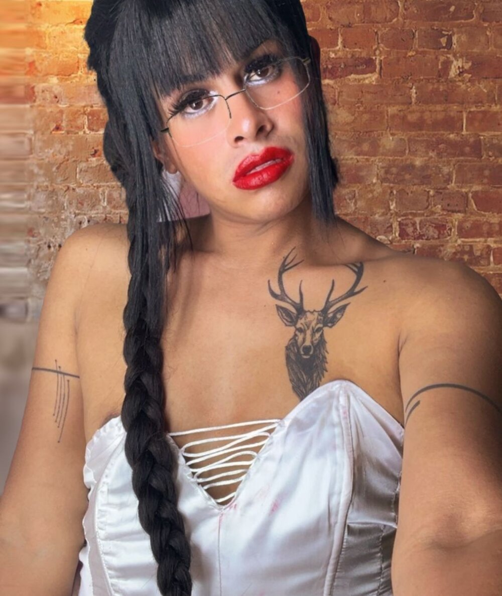 mracialatina from stripchat