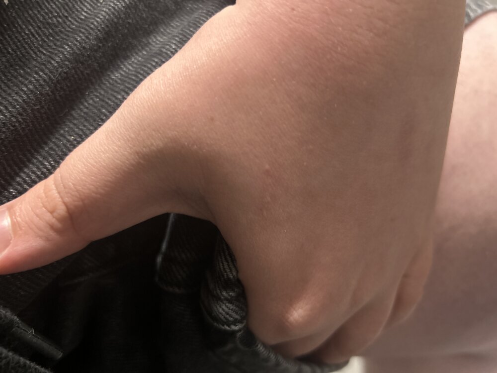 ashsexy6968 webcam livesex profile on camsitesreviews.com