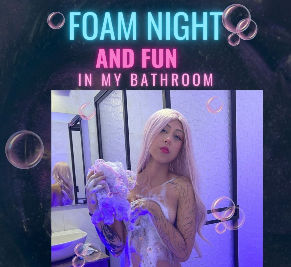 Live sex webcam photo for SharonBoone #290206539