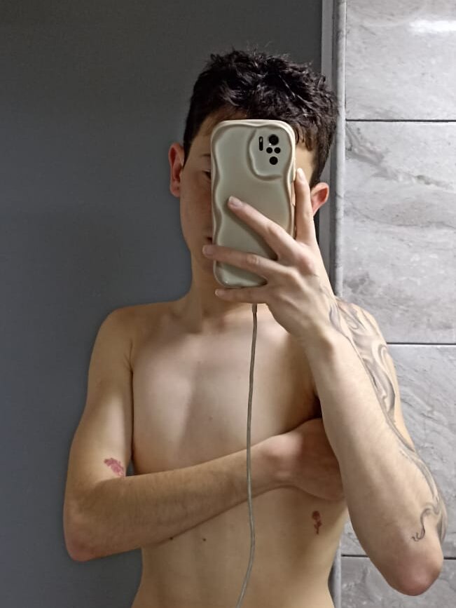 DE_DAMIAN profile