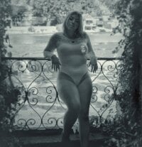 Meilina_Smith offline chatrum